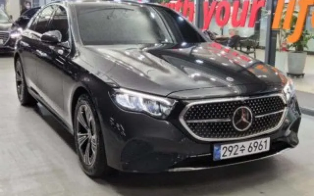수원중고차판매사이트 E-클래스 W214 E200 매물 사진 15 - 2025/11 7,267km