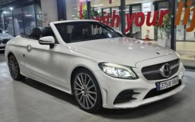 수원중고차판매사이트 C클래스 W205 C200 카브리올레 매물 사진 10 - 2022/10 102,059km